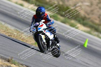 media/Sep-24-2023-TrackXperience (Sun) [[f3c21b612d]]/Level 1/session 3 skid pad/